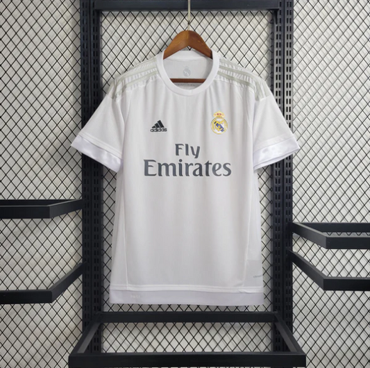 Real Madrid 2015/16 Home