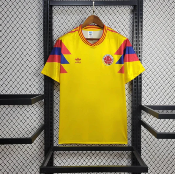 Colombia 1990 Home